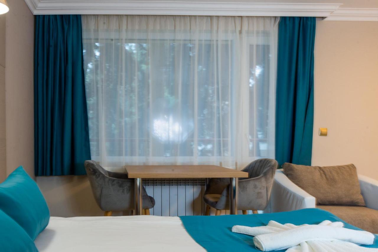 Vemara City Boutique Hotel-Free Parking Варна Экстерьер фото