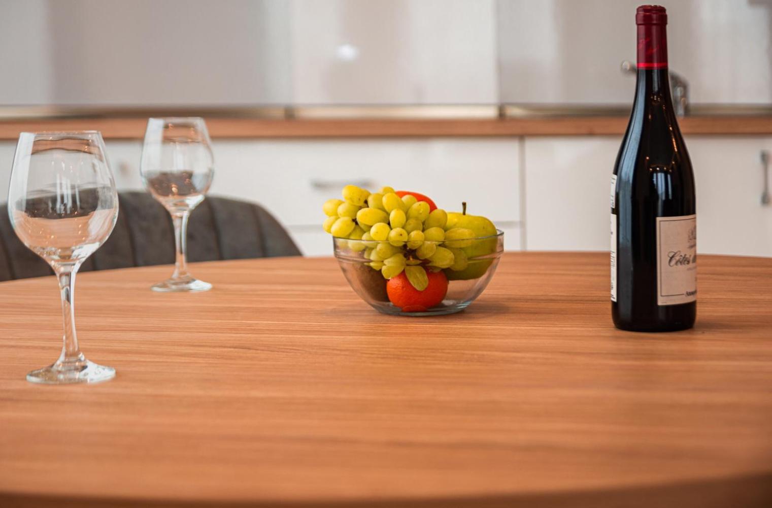 Vemara City Boutique Hotel-Free Parking Варна Экстерьер фото