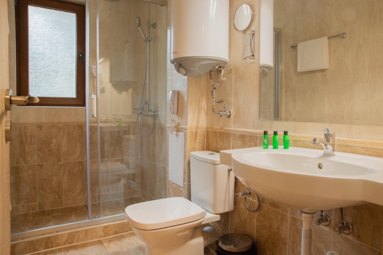 Vemara City Boutique Hotel-Free Parking Варна Экстерьер фото