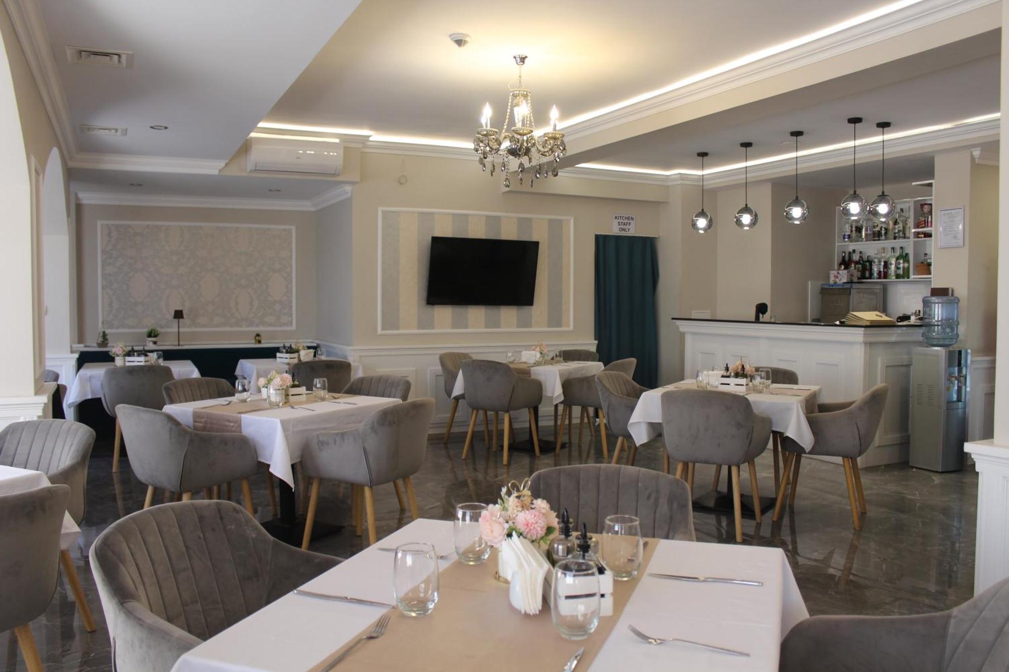 Vemara City Boutique Hotel-Free Parking Варна Экстерьер фото