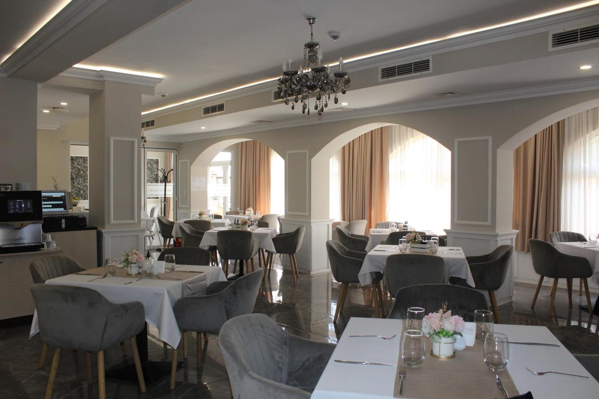 Vemara City Boutique Hotel-Free Parking Варна Экстерьер фото